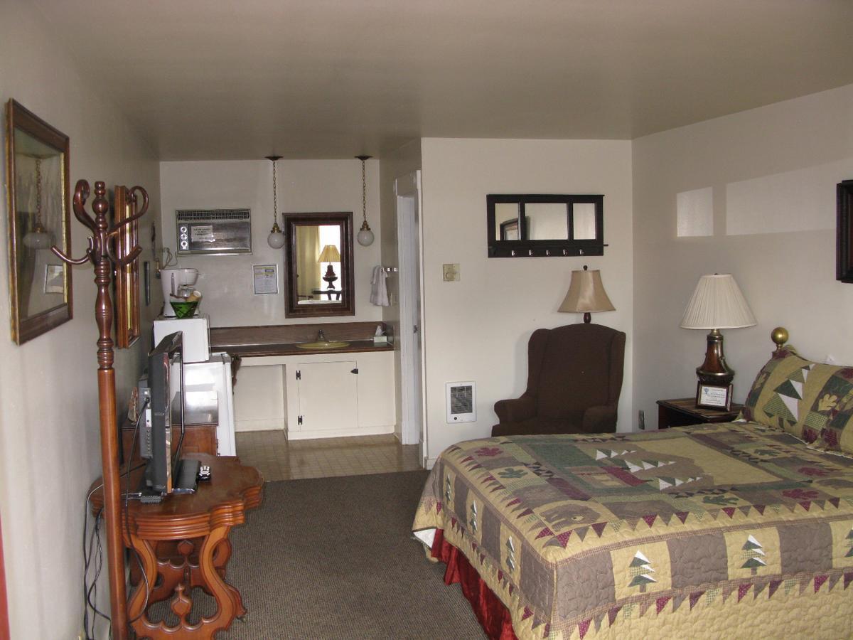 Rustlers Inn Prineville Exterior foto