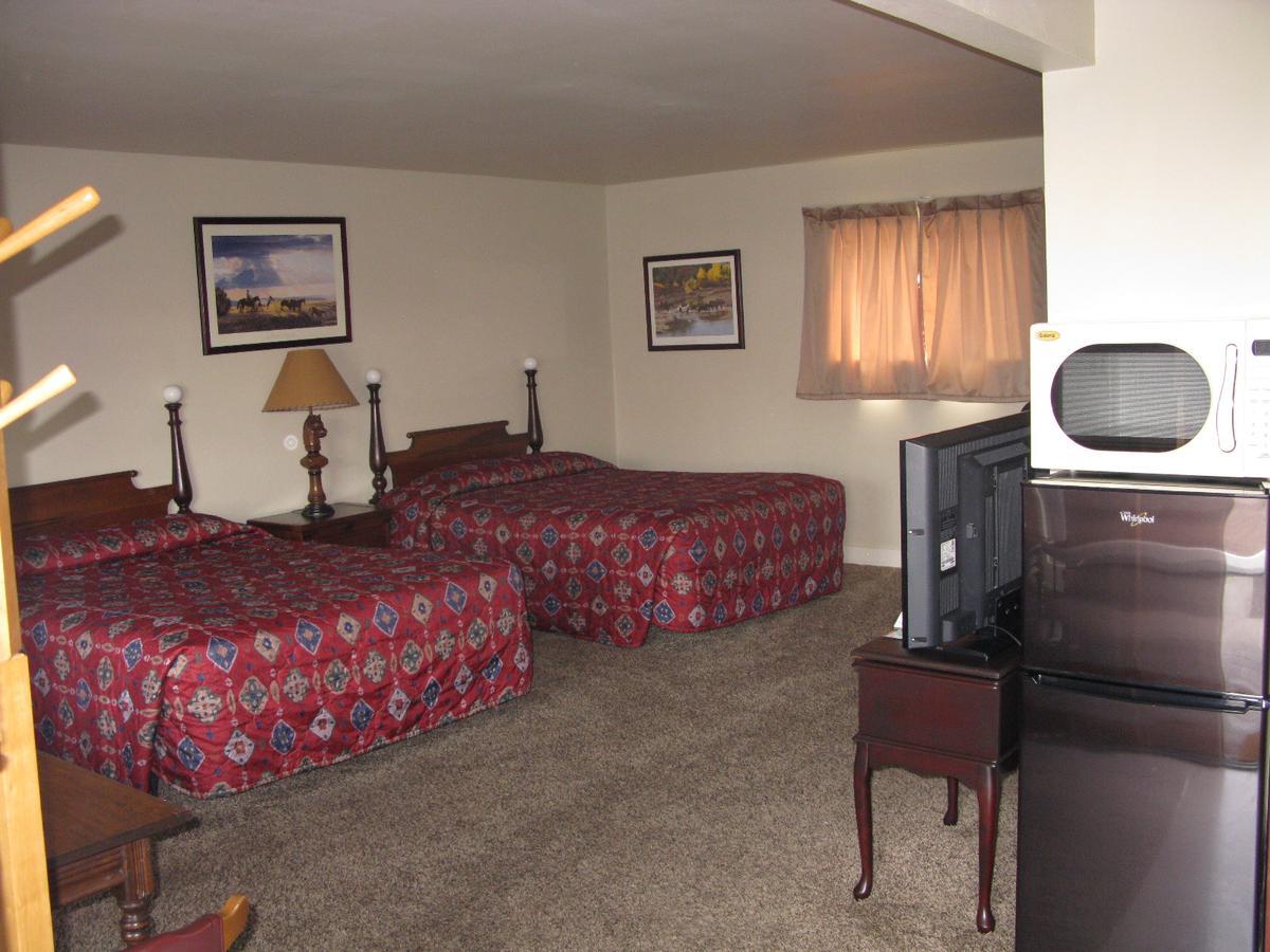 Rustlers Inn Prineville Exterior foto